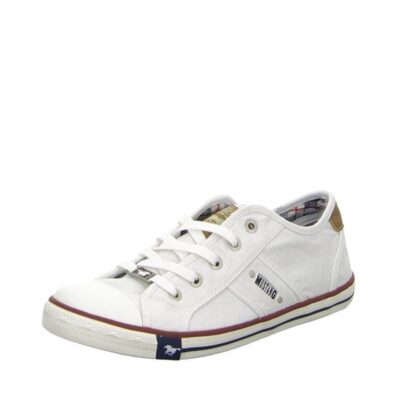 Mustang Vintage Style White Lace Up Trainer  New